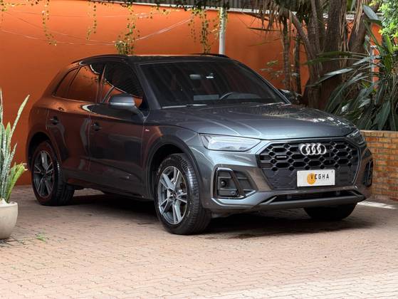 AUDI Q5 2.0 55 TFSIE PHEV PERFORMANCE BLACK QUATTRO S TRONIC
